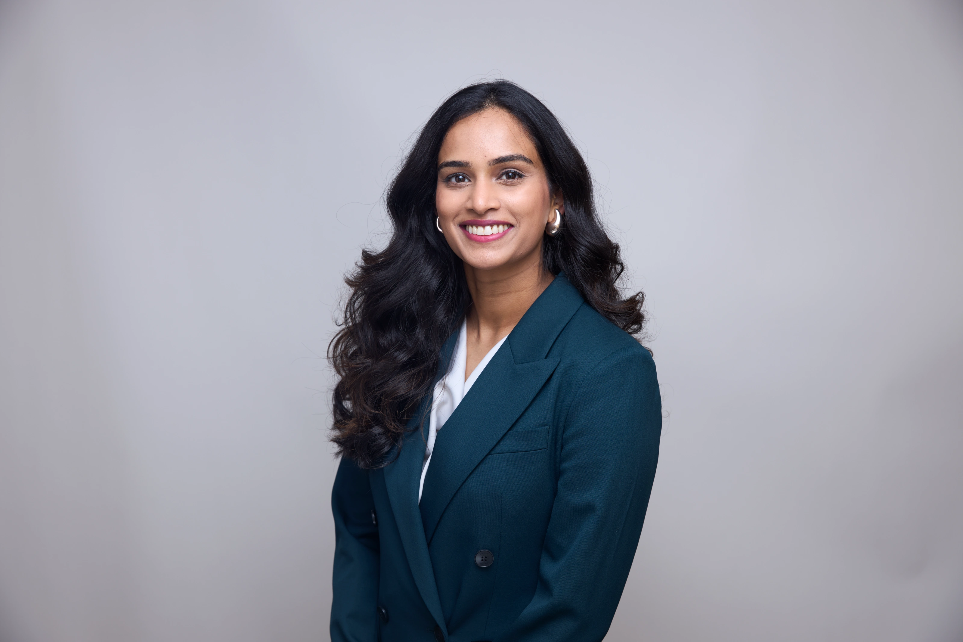 Professional headshot photographed by Alex Lee